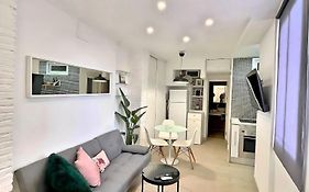 Excellent location Malaga centro historico 2 bed flat